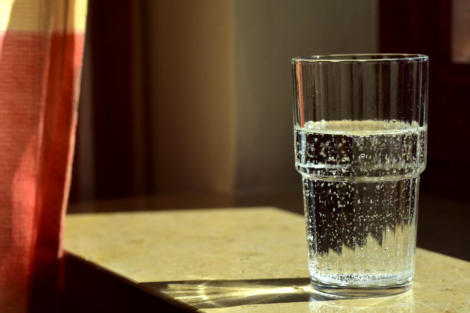 Fresh beady mineral water