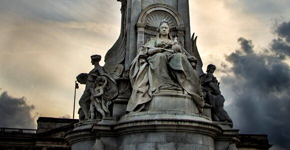 Park buckingham monument photo