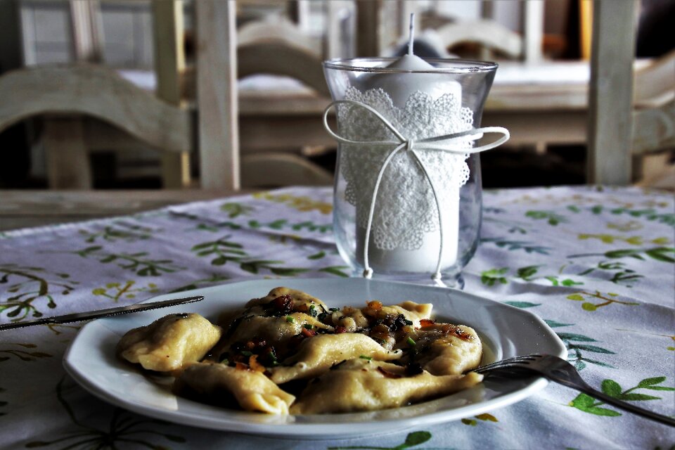 Pierogi ruskie taste food