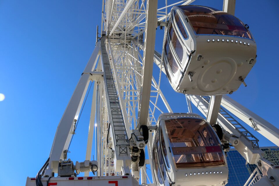 Amusement fair attraction