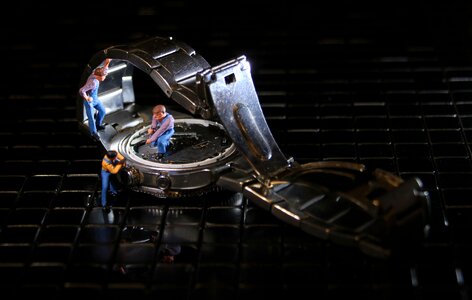 Locksmith craftsmen technology