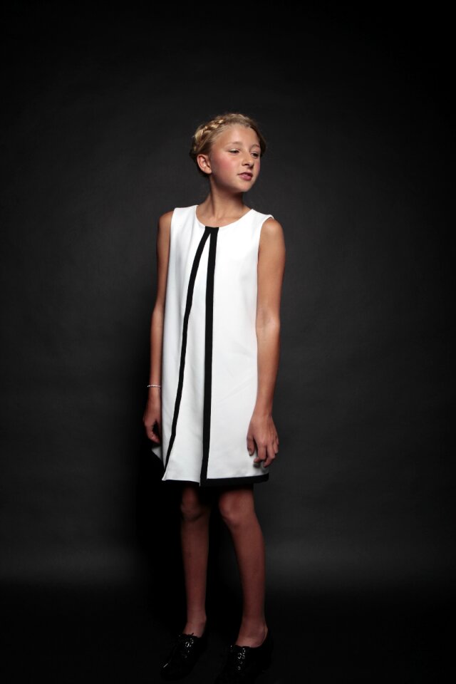 Cutegirl dress pose