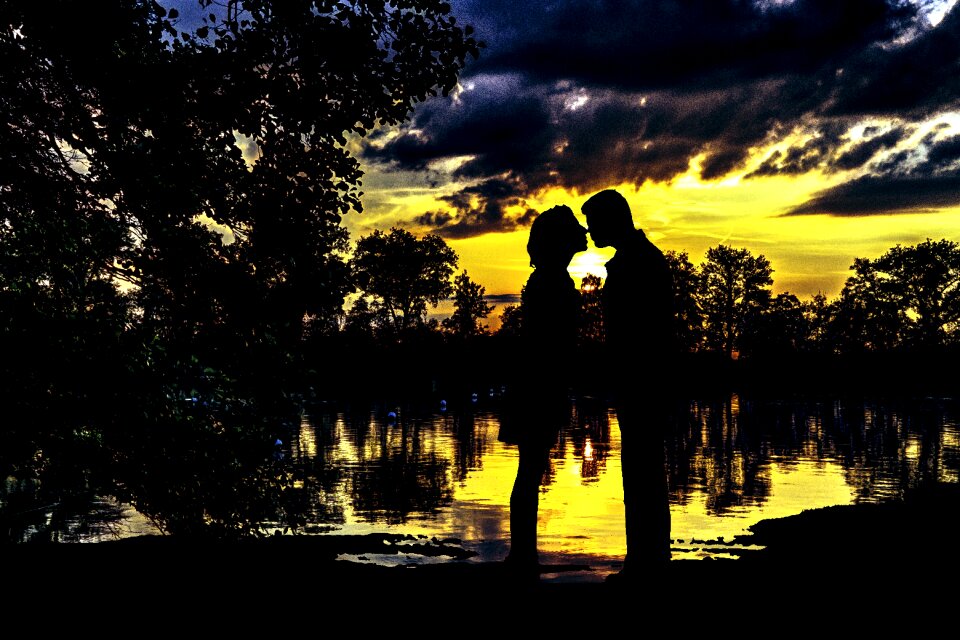 Romance silhouette love