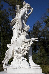 Goddess hunting statue