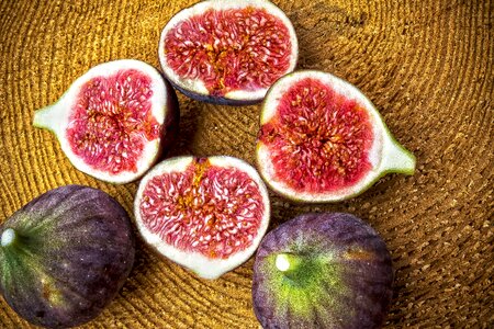 Wooden disc dessert fruit