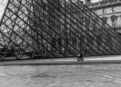 Pyramid louvre woman photo