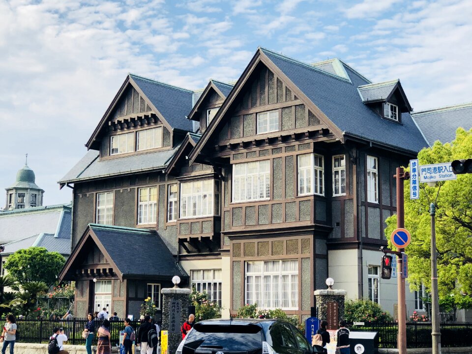 Old mitsui club japan antique