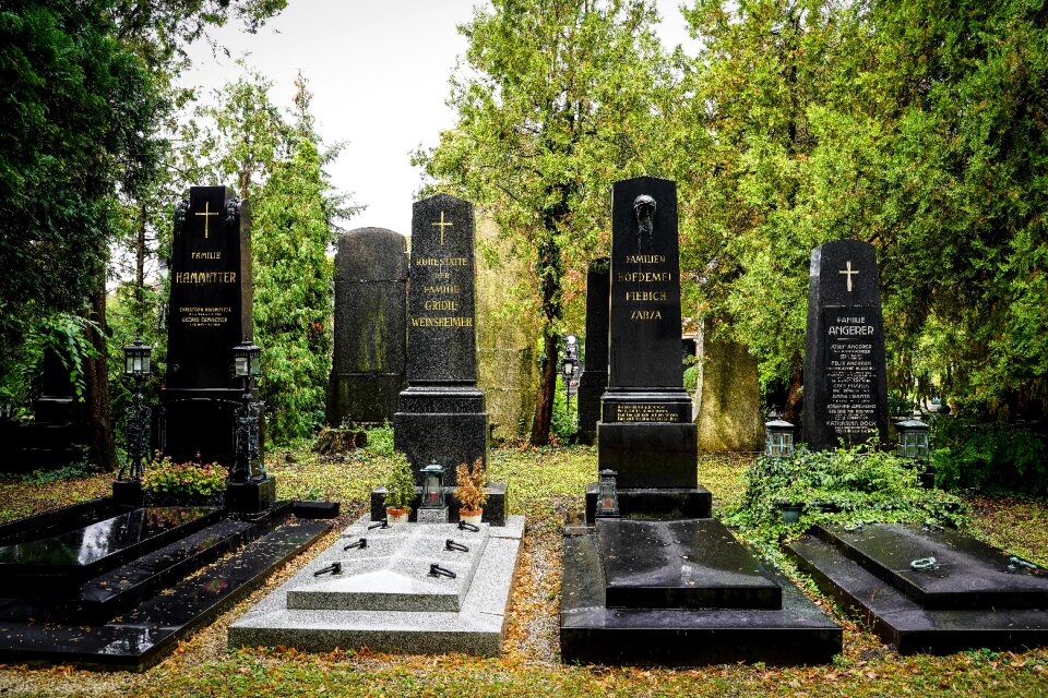 Graves tombstone sad