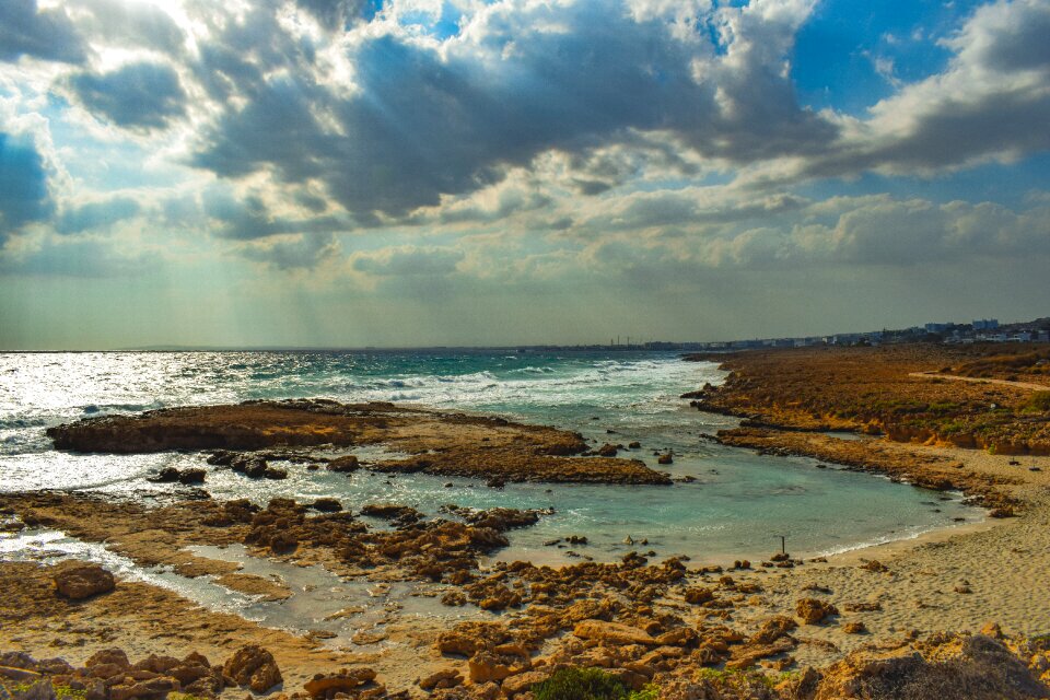Horizon coast landscape