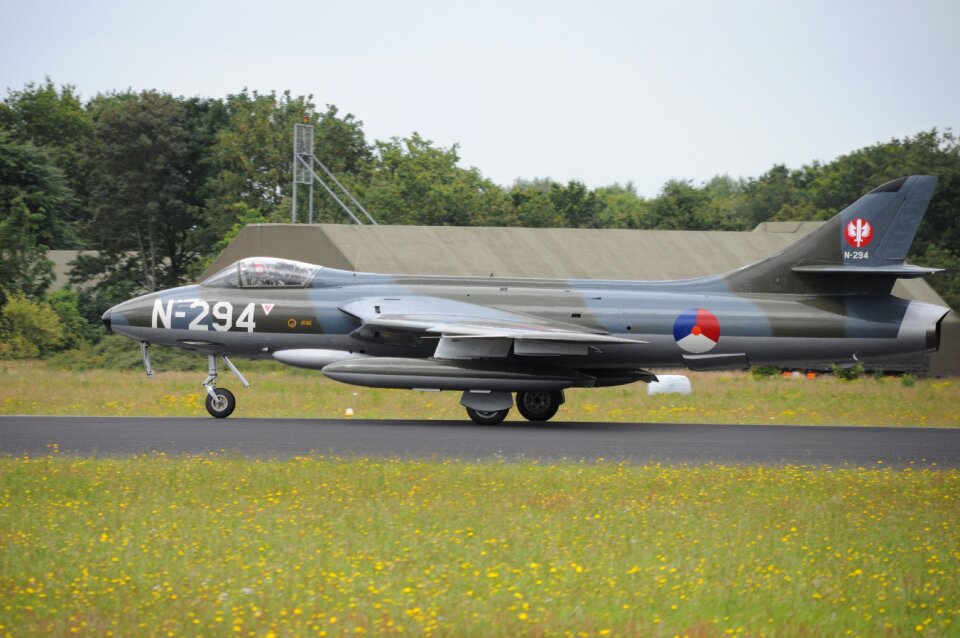 Transport system airport jet