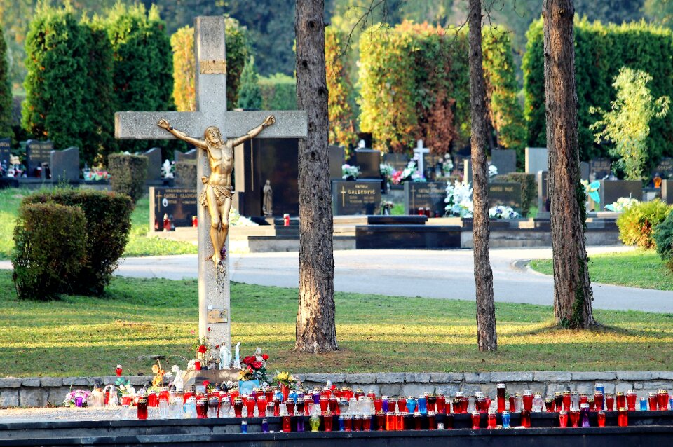 Candles cross christian
