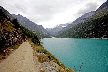 Alps lake nature photo