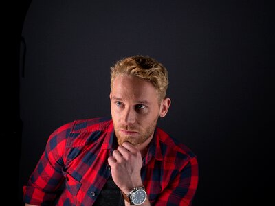 One portrait cellular