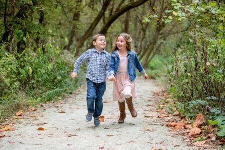 Run siblings woods