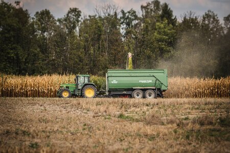 Trailers tractor loader wagons photo