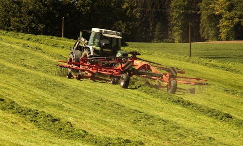 Tractors vehicle agricultural machine