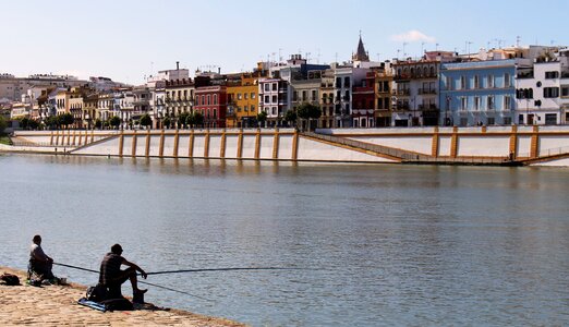 Guadalquivir triana calle betis