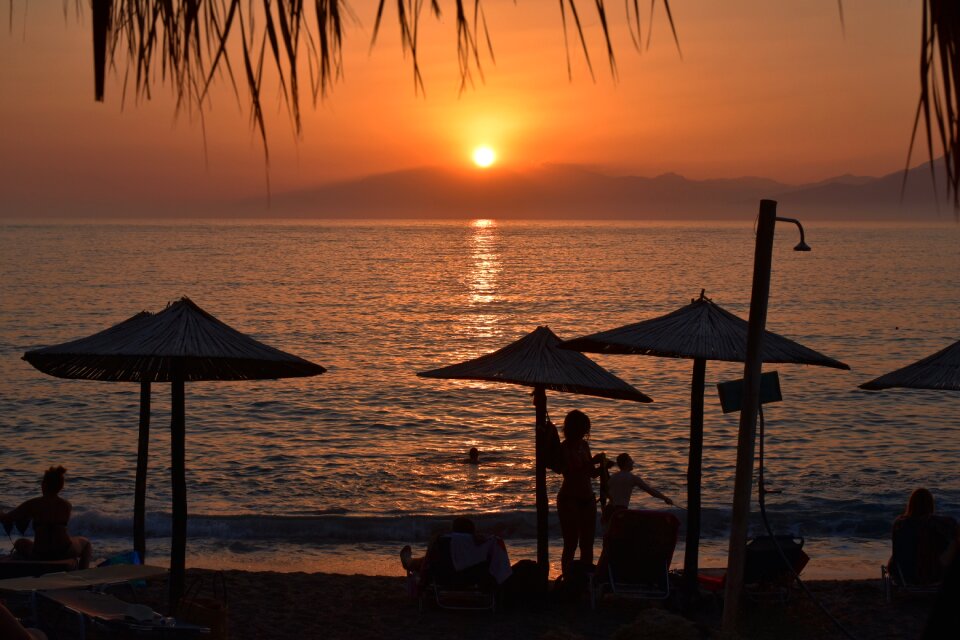 Screen crete mood