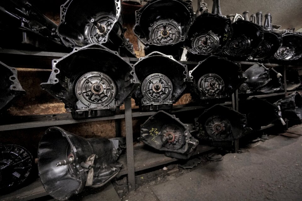 Auto body mechanics repair