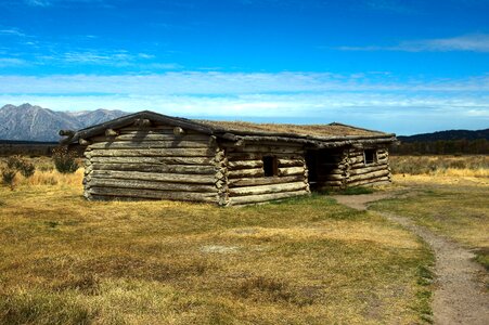 House mountains landscape photo