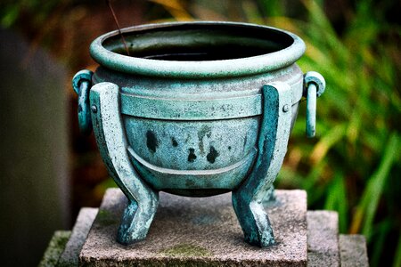 Pot arts and crafts vessels