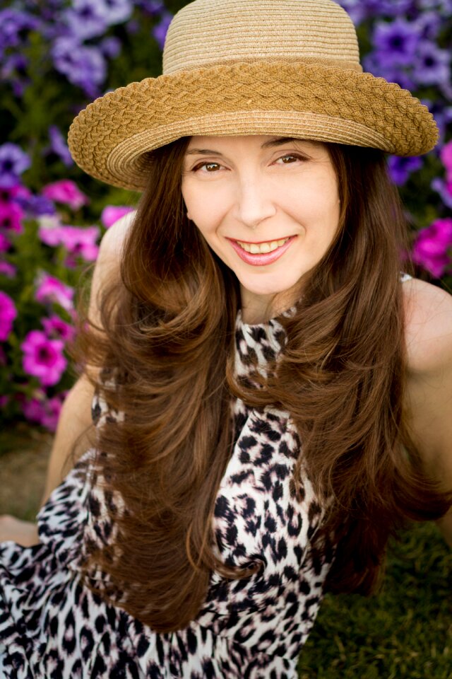 Portrait model cap