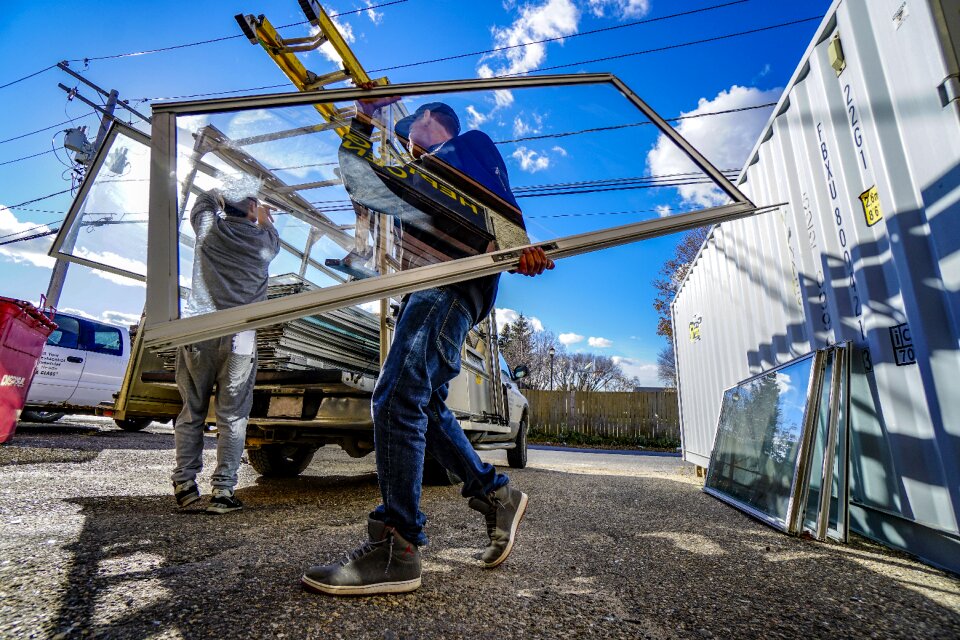 Glass carriers window windows