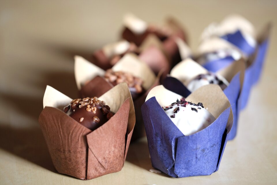 Dessert baked candy