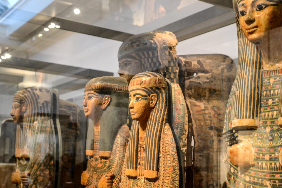 Museum london exhibition