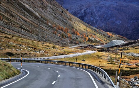 Mountain highway streamer photo