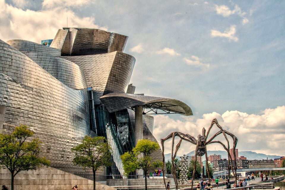 Museums bilbao modernism