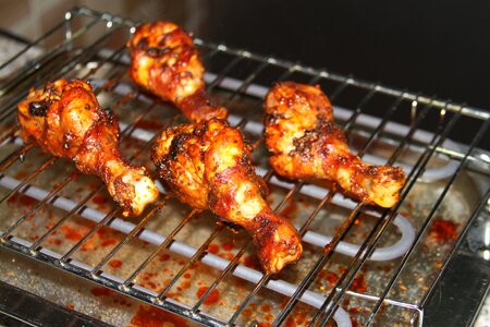 Grilling barbecue thigh