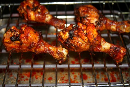 Grilling barbecue thigh
