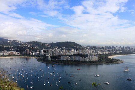 Metropolis samba city imposing