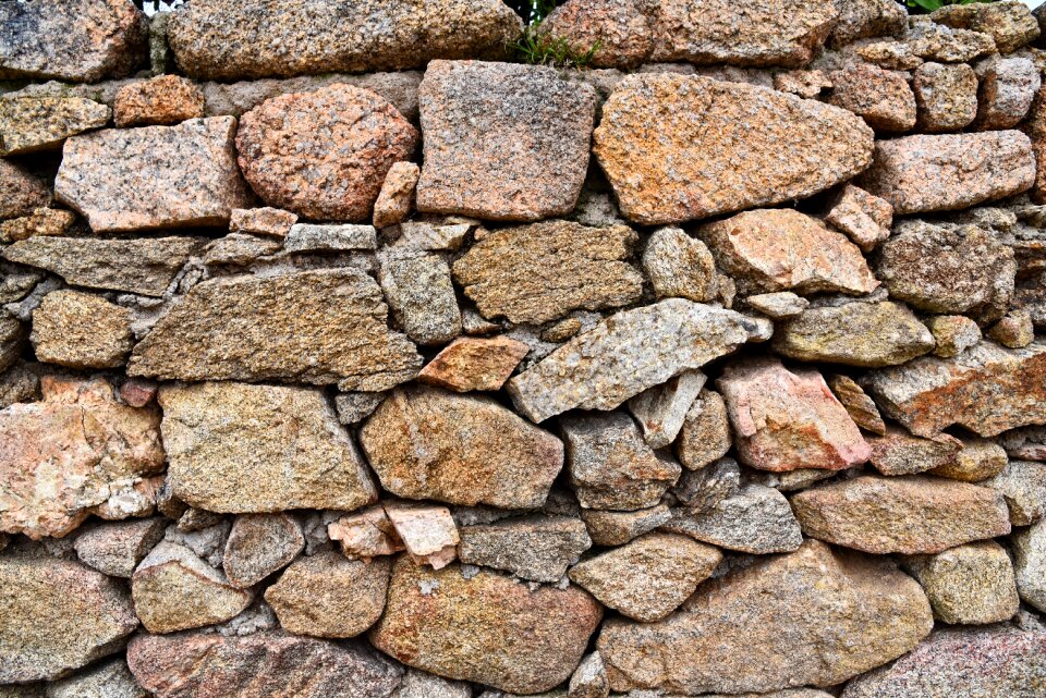 Masonry material aged