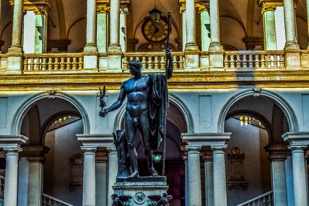 Building statue old