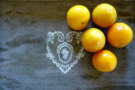 Yellow plum plums yellow plums