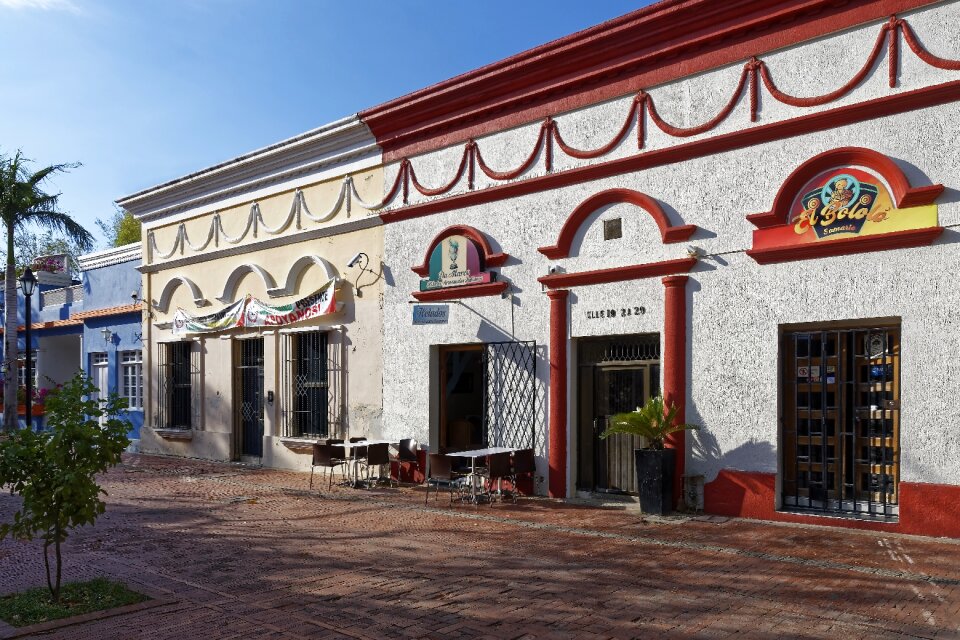 Travel architecture colonial style