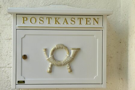 Metal nostalgia white