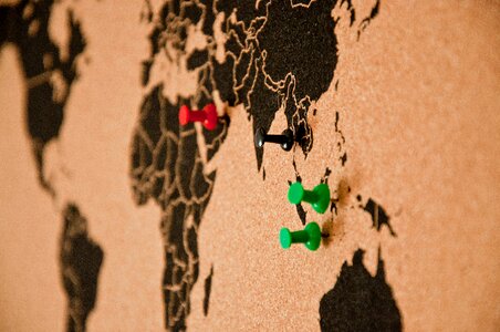 Plug-in wall pins cork wall