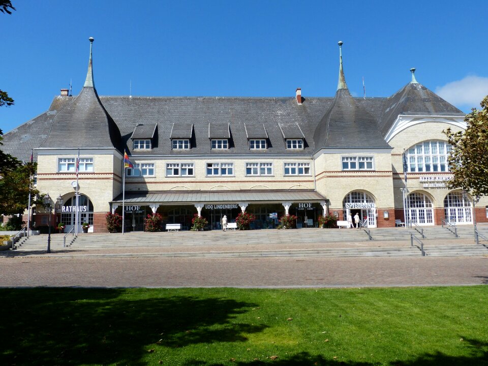 Town hall casino game casino