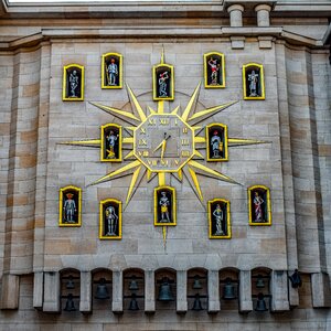 Hours building architecture