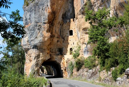 Road tunnel roche photo