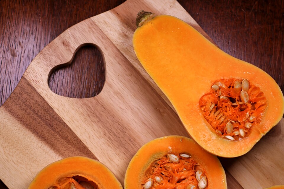 Butternut pumpkin pumpkin chopping