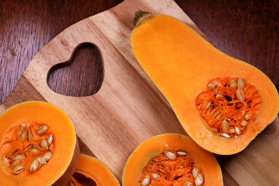 Butternut pumpkin pumpkin chopping