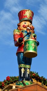 Large christmas market figure