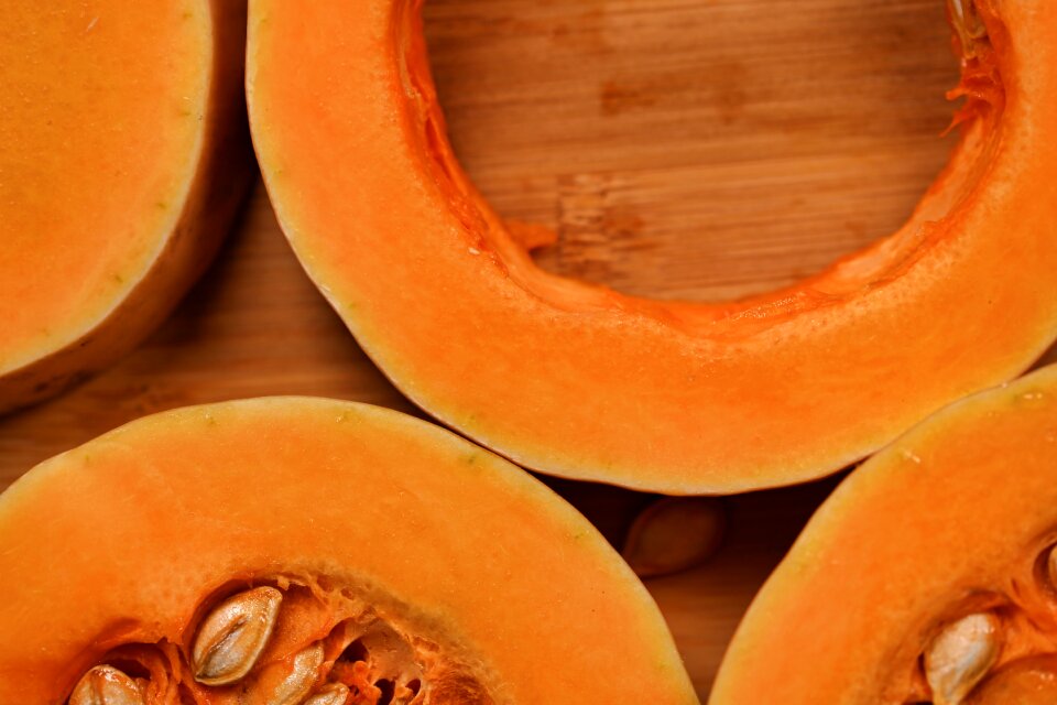 Butternut pumpkin pumpkin chopping
