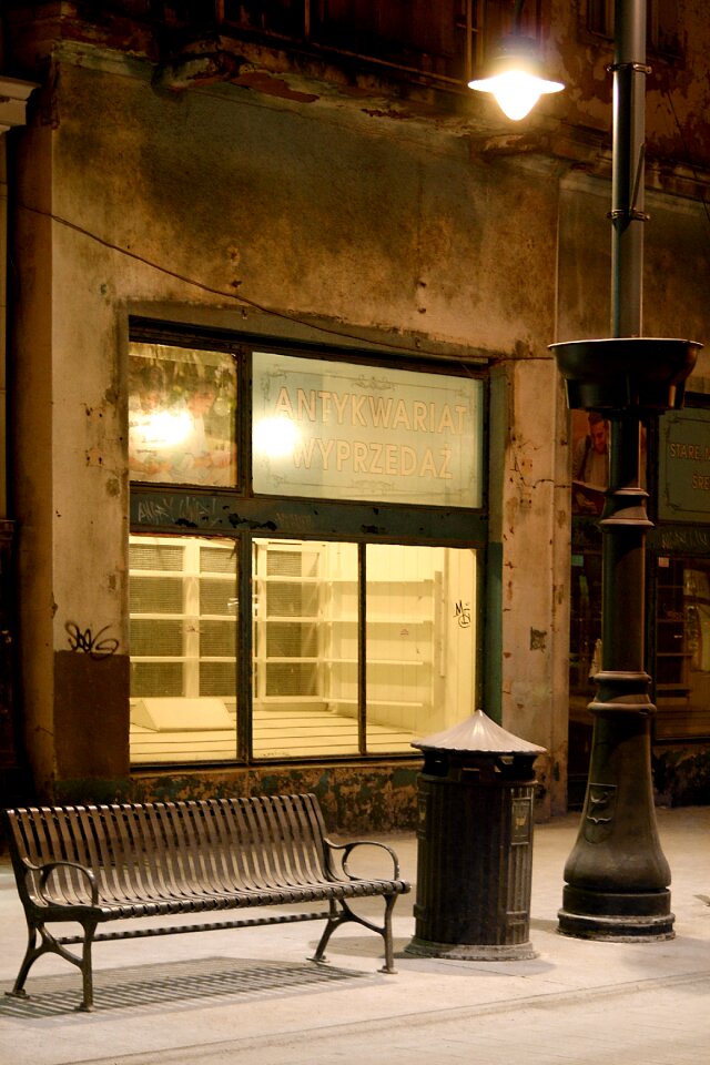 Night site bench