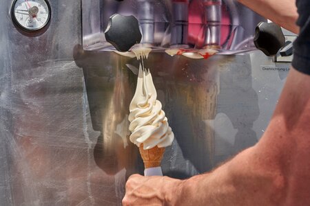 Machine dessert ice cream