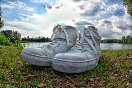 Sneakers nature september